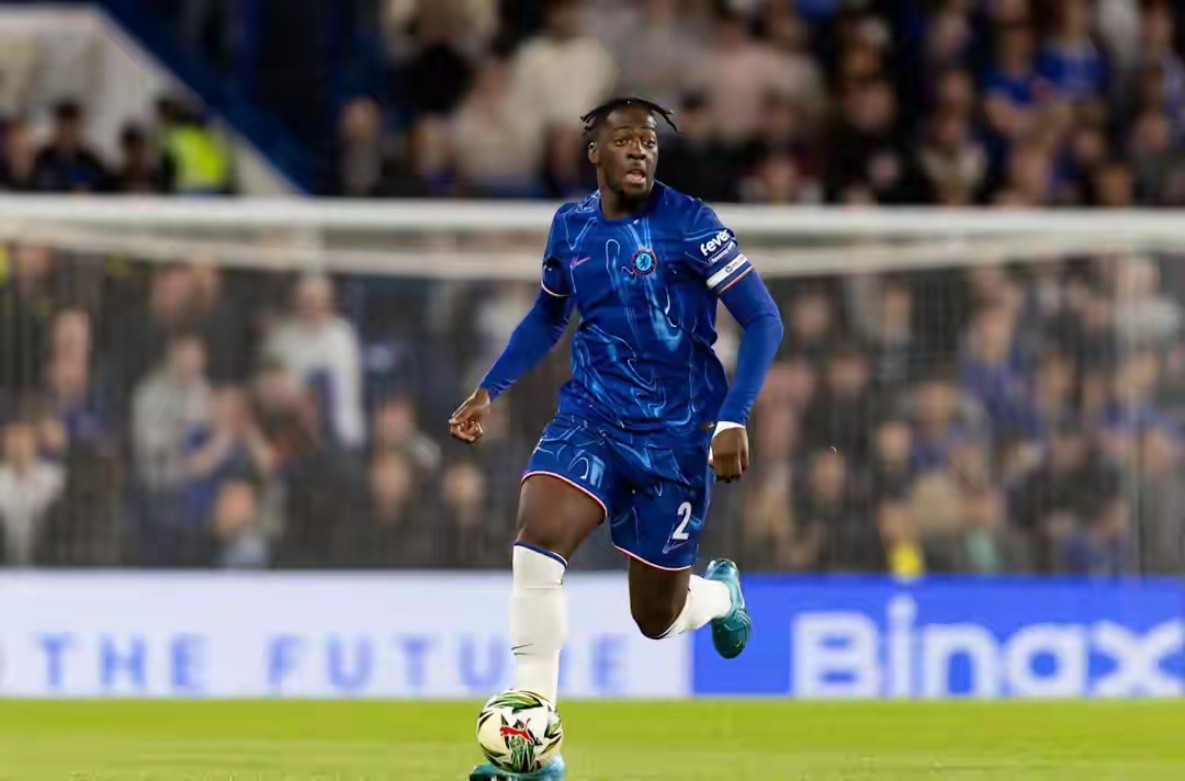 开云体育- 布莱顿训练开放日，官宣日扳平良机引观众欢呼，德甲在即，轮换策略被讨论