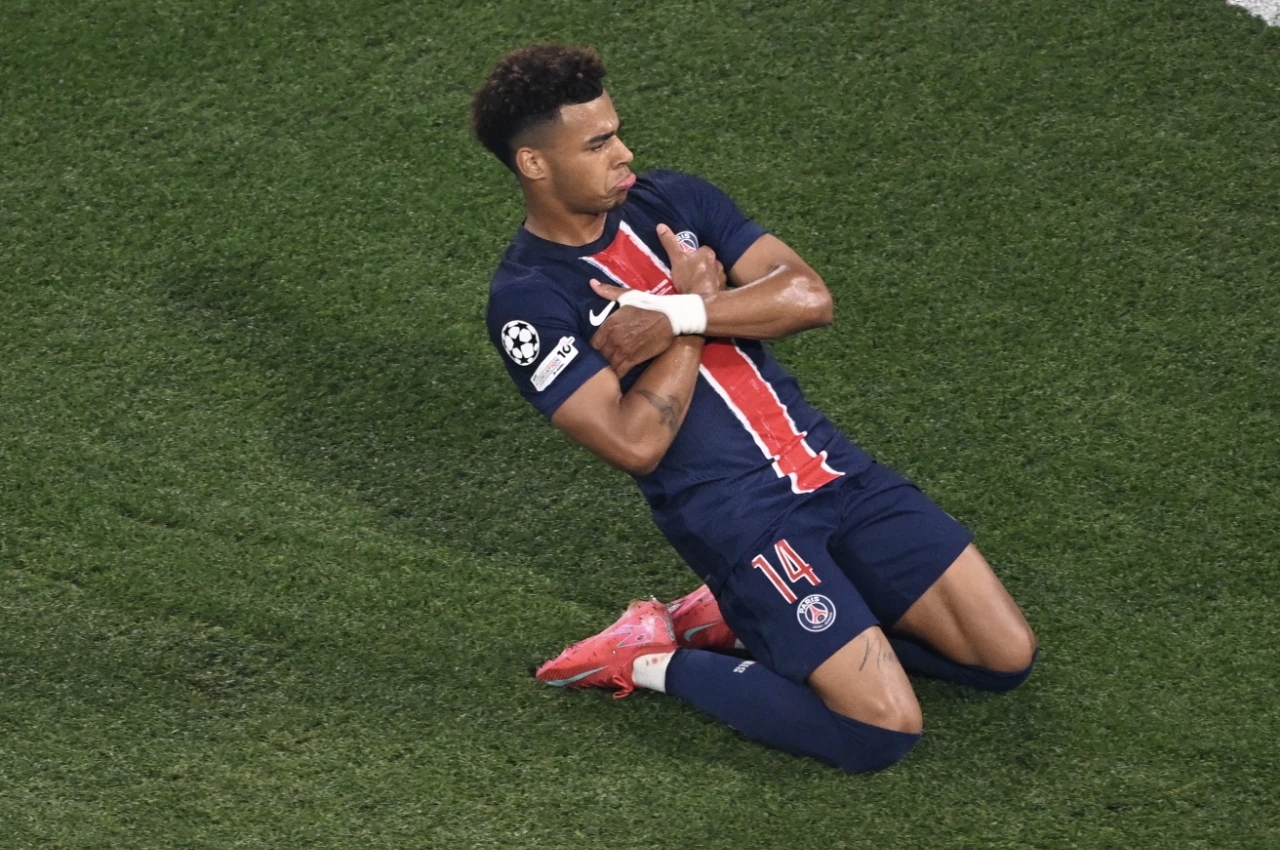 开云- 球星姆巴佩 