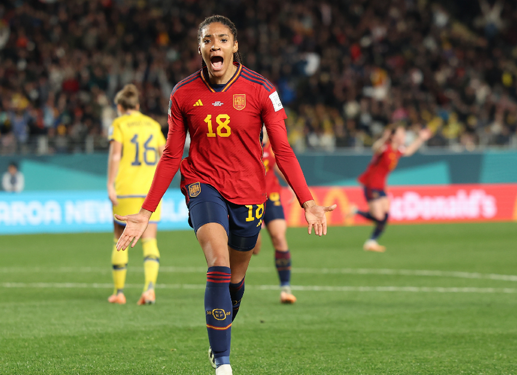 开云体育-关于阿扎伦卡爆冷击败西班牙队，势不可挡引爆全场！的信息